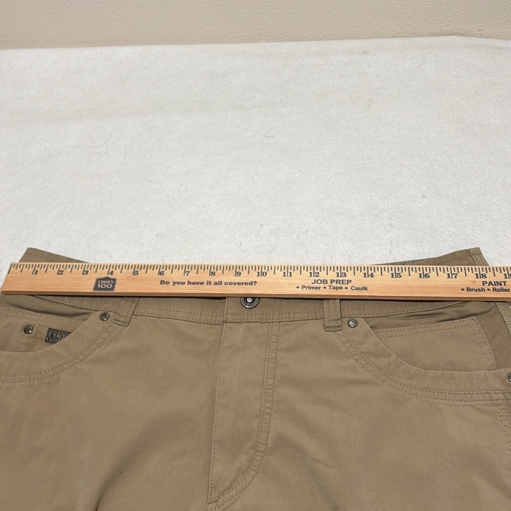 Kuhl Tan Flat Front Shorts Versatile Casual Wear - Picture 6 of 9